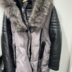 Reitmans winter coat with  Faux Fur Trim